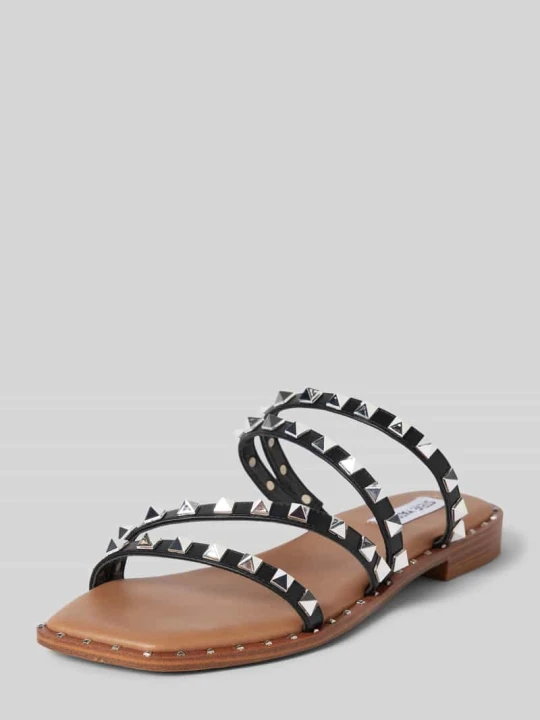 Zdjęcie produktu Klapki z nitami model ‘SKYLER’ Steve Madden Czarny