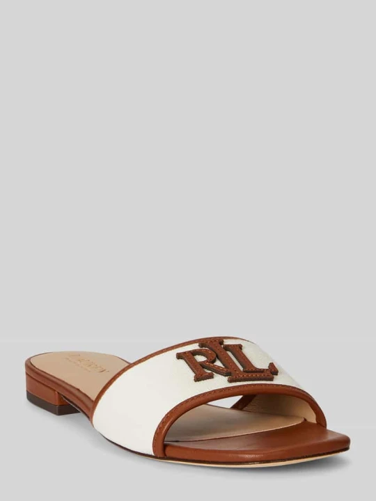 Zdjęcie produktu Buty wsuwane z naturalnej skóry Lauren Ralph Lauren Camel