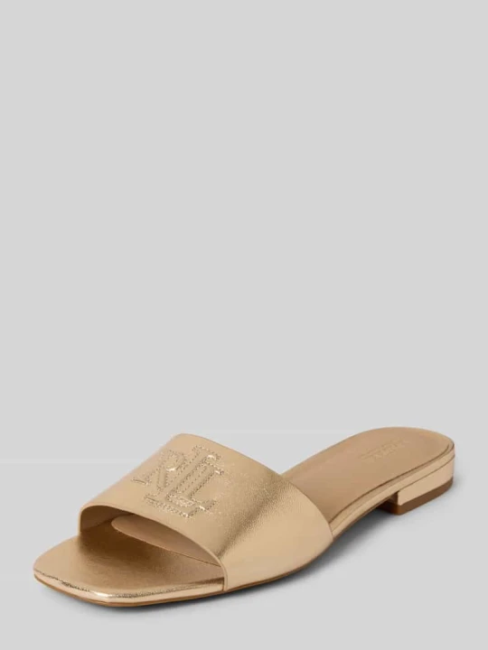 Zdjęcie produktu Klapki ze skóry z detalem logo model ‘EVERLEY’ Lauren Ralph Lauren Złoty