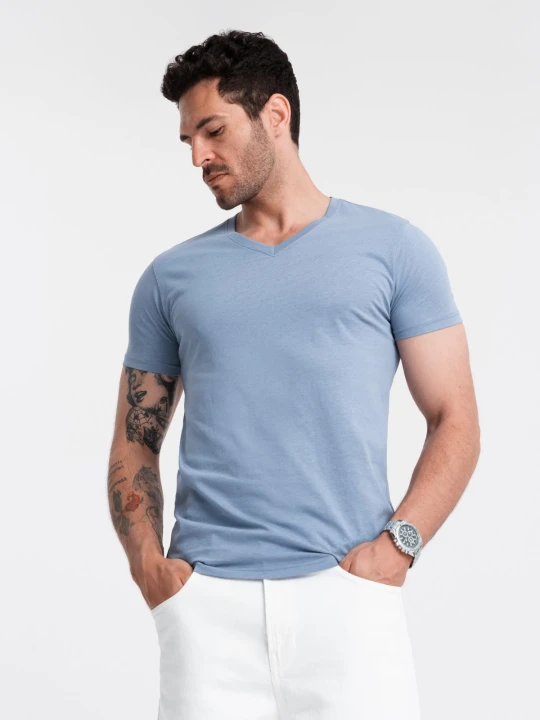 Zdjęcie produktu Klasyczna męska bawełniana koszulka z dekoltem w serek BASIC – niebieska V20 Ombre Clothing