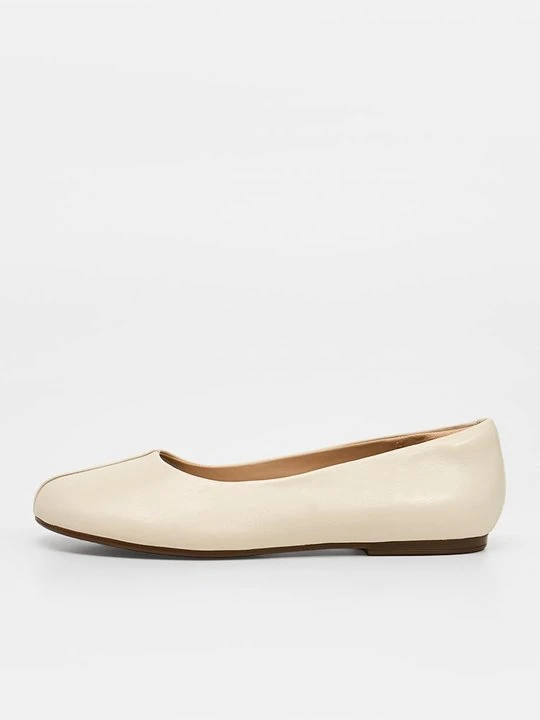 Zdjęcie produktu Klasyczne baleriny Clarks biały