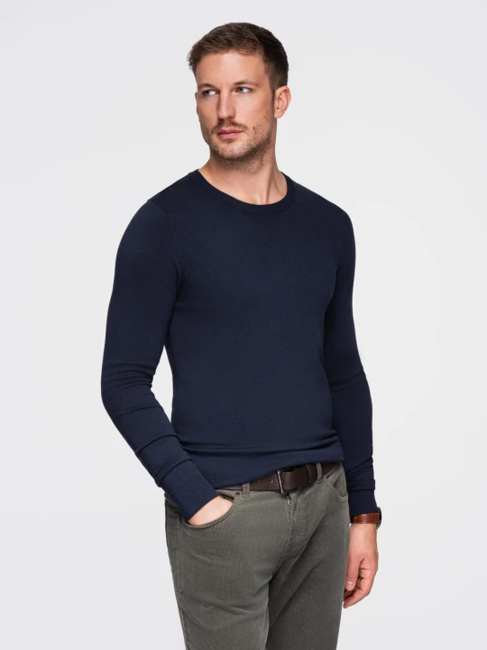 Zdjęcie produktu Klasyczny męski sweter z wiskozą BASIC z okrągłym dekoltem – granatowy V9 - Rozmiar: XXL Ombre Clothing