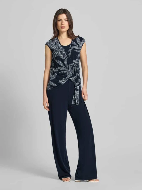 Zdjęcie produktu Kombinezon w stylu kopertowym o kroju relaxed fit Vera Mont Granatowy