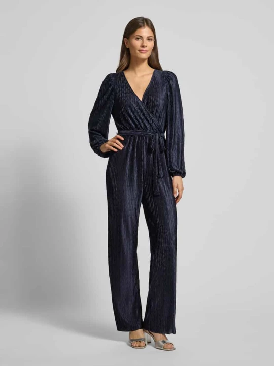 Zdjęcie produktu Kombinezon o kroju regular fit w kopertowym stylu model ‘PLUSA’ Vila Granatowy