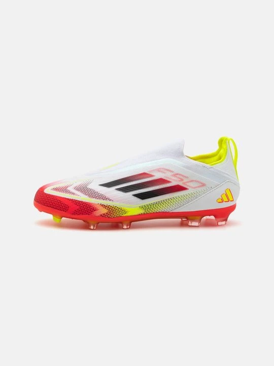 Zdjęcie produktu Buty piłkarskie na twardą nawierzchnię Adidas biały