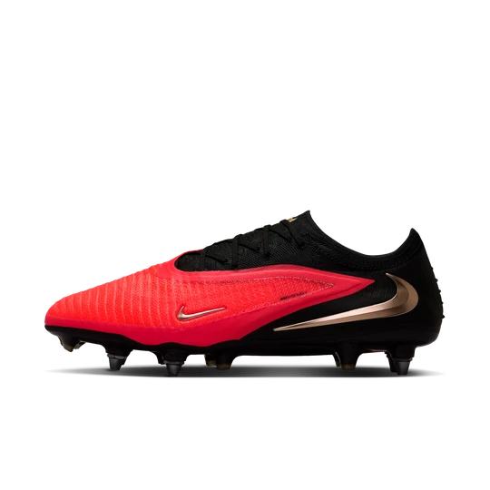 Zdjęcie produktu Korki piłkarskie na miękką murawę Nike Phantom 6 Low Elite - Czerwony