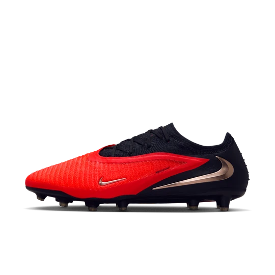 Zdjęcie produktu Korki piłkarskie na sztuczną nawierzchnię Nike Phantom 6 Low Elite - Czerwony