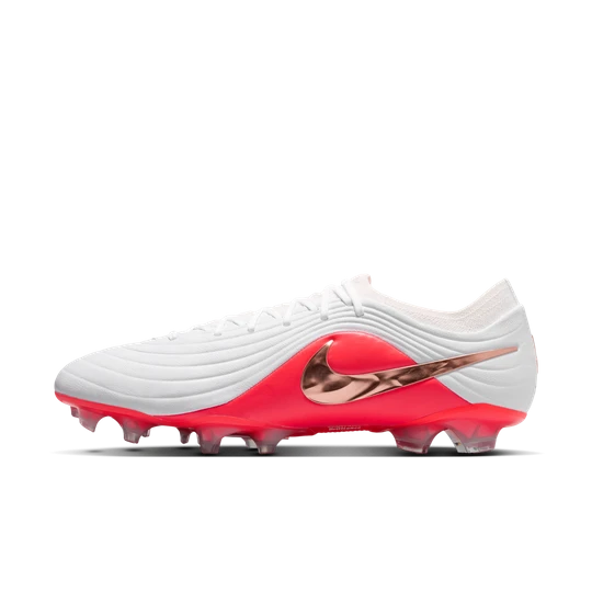 Zdjęcie produktu Korki piłkarskie typu low top na twardą murawę Nike Tiempo Maestro Elite - Biel