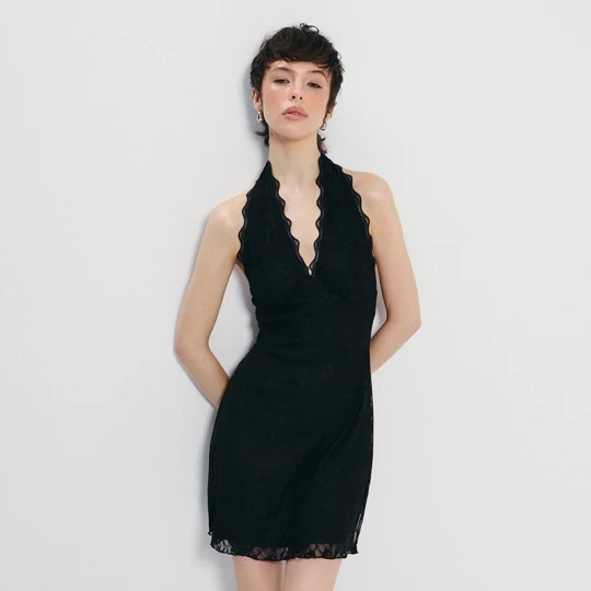 Zdjęcie produktu Koronkowa sukienka mini bodycone z dekoltem halter czarna House