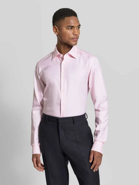 Zdjęcie produktu Koszula biznesowa krój slim fit z extra długim rękawem model 'HANK' Boss Różowawy