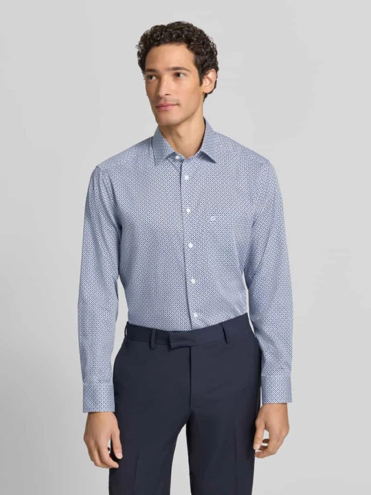 Zdjęcie produktu Koszula biznesowa o kroju comfort fit z brustaszą OLYMP Luxor Granatowy
