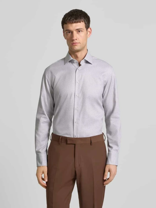 Zdjęcie produktu Koszula biznesowa o kroju Modern Fit z kołnierzykiem typu kent Eterna Piaskowy