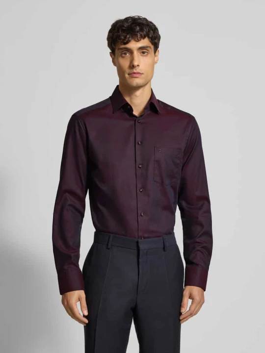 Zdjęcie produktu Koszula biznesowa o kroju modern fit z kołnierzykiem typu kent model ‘NEW KENT’ Olymp Bordowy