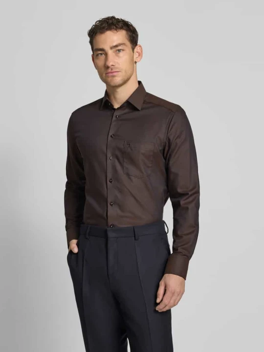 Zdjęcie produktu Koszula biznesowa o kroju modern fit z kołnierzykiem typu kent model ‘NEW KENT’ Olymp Średniobrązowy
