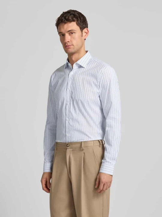 Zdjęcie produktu Koszula biznesowa o kroju regular fit z czystej bawełny model „VALERIO” Hugo Biały
