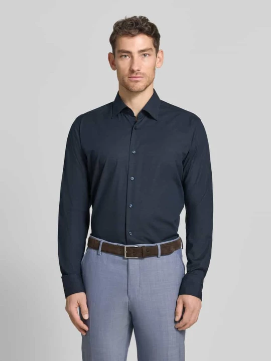 Zdjęcie produktu Koszula biznesowa o kroju regular fit z mieszanki bawełny model 'JOE' Boss Granatowy