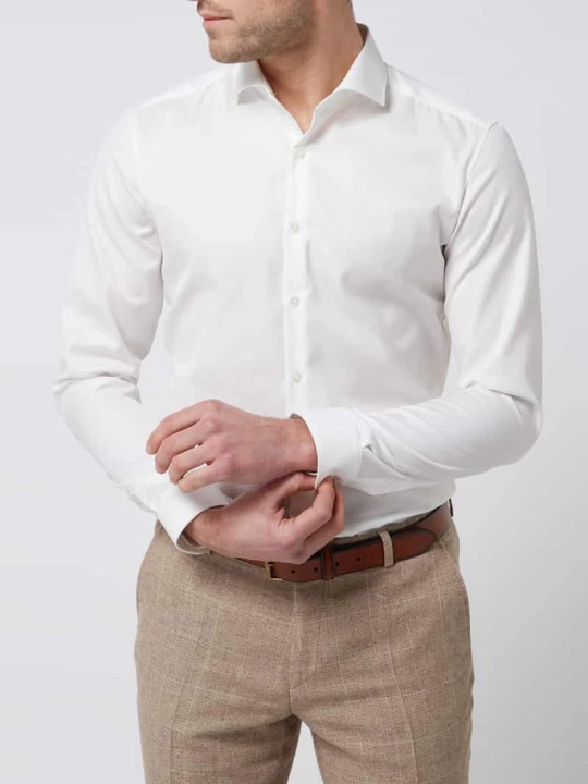 Zdjęcie produktu Koszula biznesowa o kroju regular fit z Uni Solid Eterna Écru