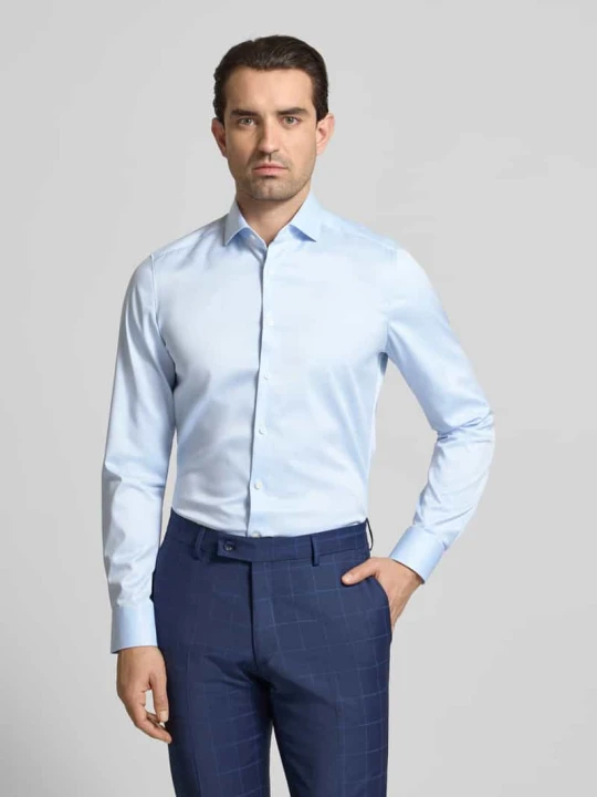 Zdjęcie produktu Koszula biznesowa o kroju slim fit w jednolitym designie z kołnierzykiem typu kent OLYMP Level 5 Błękitny