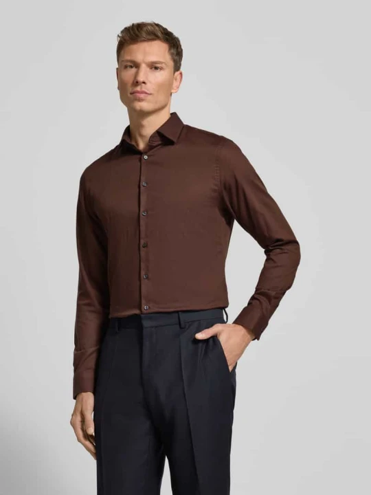 Zdjęcie produktu Koszula biznesowa o kroju slim fit z bawełny z kołnierzykiem typu kent Jake*s Średniobrązowy