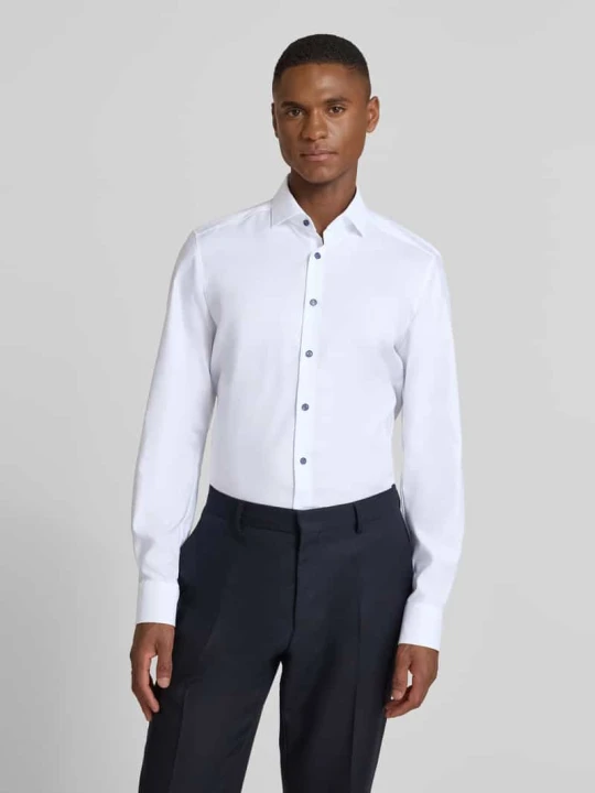 Zdjęcie produktu Koszula biznesowa o kroju slim fit z mieszanki bawełny z kołnierzykiem typu kent OLYMP Level 5 Biały