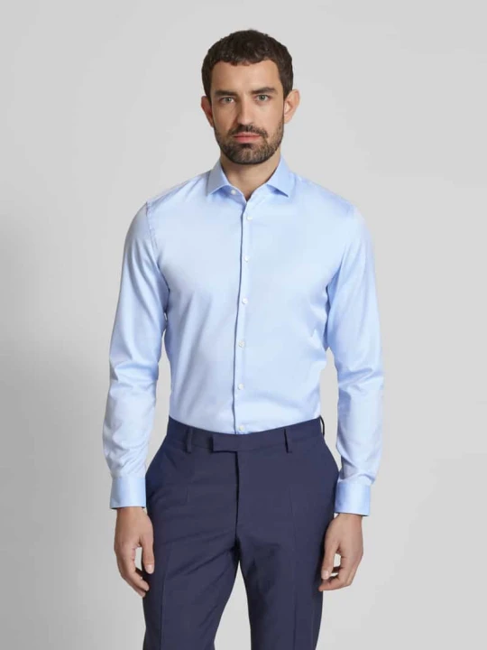 Zdjęcie produktu Koszula biznesowa o kroju slim fit z diagonalu Jake*s Jasnoniebieski