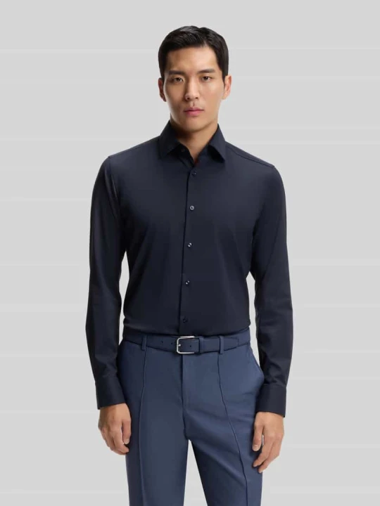 Zdjęcie produktu Koszula biznesowa Slim Fit z elastycznego splotu twillowego model „P-HANK-KENT-C1-222” Boss Granatowy