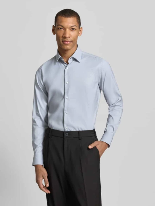 Zdjęcie produktu Koszula biznesowa Slim Fit z elastycznego splotu twillowego model „P-HANK-KENT-C1-222” Boss Srebrny