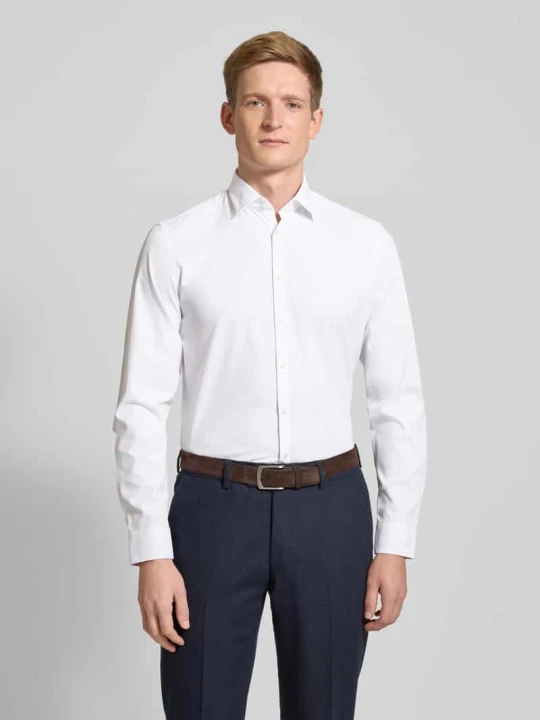 Zdjęcie produktu Koszula biznesowa o kroju slim fit z kołnierzykiem typu kent Jake*s Biały