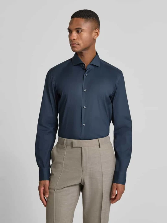 Zdjęcie produktu Koszula biznesowa o kroju slim fit z dodatkiem streczu model ‘Hank Hai’ Boss Granatowy