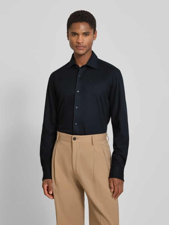 Zdjęcie produktu Koszula biznesowa o kroju slim fit z kołnierzykiem typu cutaway model 'Phil' JOOP! Granatowy