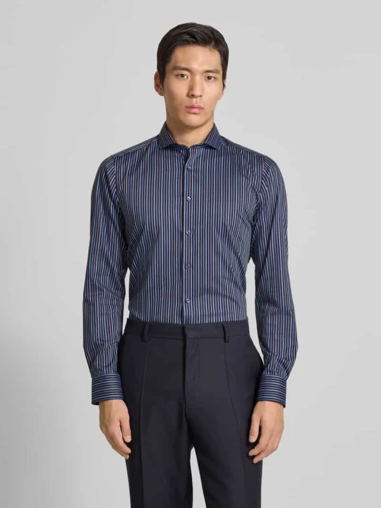 Zdjęcie produktu Koszula Biznes o kroju slim fit z kołnierzykiem typu cutaway OLYMP Level 5 Granatowy