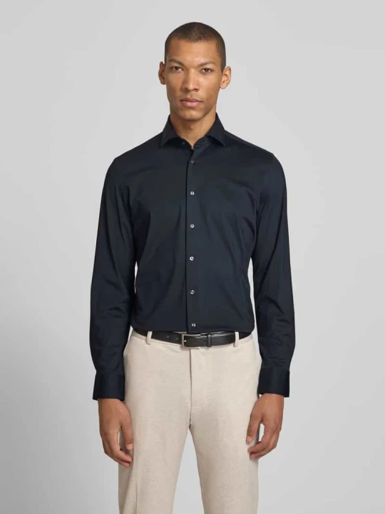 Zdjęcie produktu Koszula biznesowa o kroju slim fit z kołnierzykiem typu cutaway Seidensticker Czarny