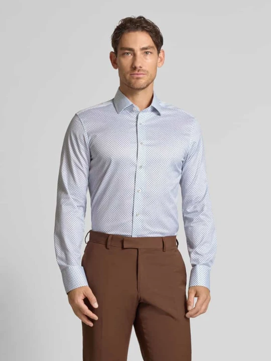 Zdjęcie produktu Koszula biznesowa o kroju slim fit z kołnierzykiem typu kent Eterna Biały