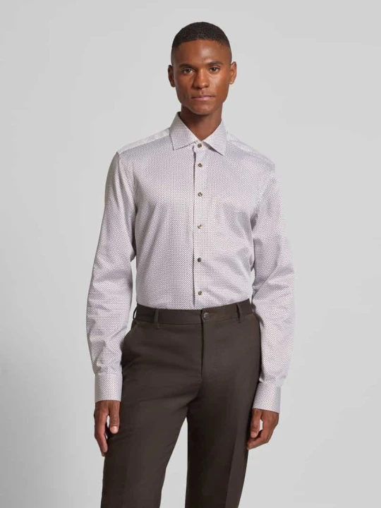 Zdjęcie produktu Koszula biznesowa o kroju slim fit z kołnierzykiem typu kent Eterna Piaskowy