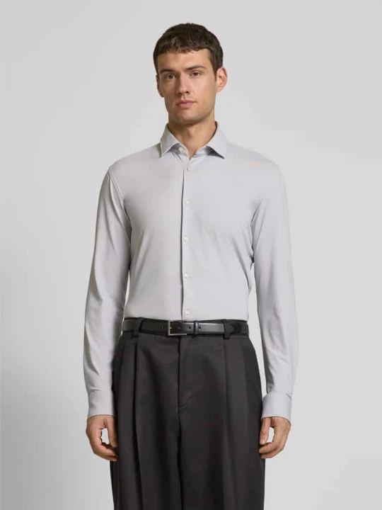 Zdjęcie produktu Koszula biznesowa o kroju slim fit z kołnierzykiem typu kent model ‘KENNO’ Hugo Jasnoszary