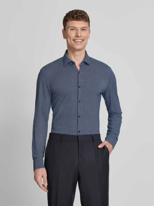 Zdjęcie produktu Koszula biznesowa o kroju slim fit z kołnierzykiem typu kent model 'KENNO' Hugo Granatowy