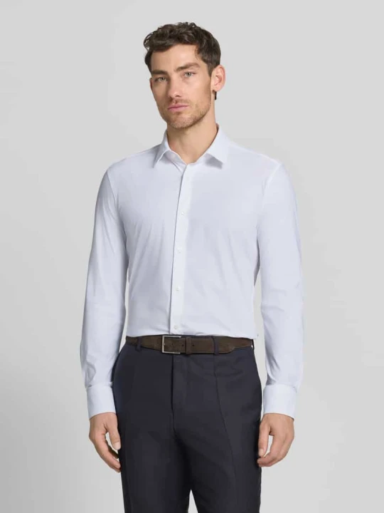 Zdjęcie produktu Koszula biznesowa o kroju slim fit z kołnierzykiem typu kent model 'P-HANK-S' Boss Biały