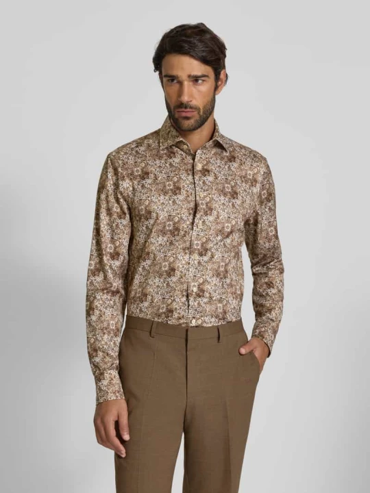 Zdjęcie produktu Koszula biznesowa o kroju slim fit z kołnierzykiem typu kent model ‘Savio’ OLYMP SIGNATURE Beżowy