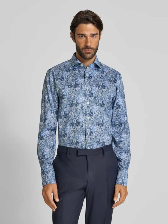 Zdjęcie produktu Koszula biznesowa o kroju slim fit z kołnierzykiem typu kent model ‘Savio’ OLYMP SIGNATURE Błękitny