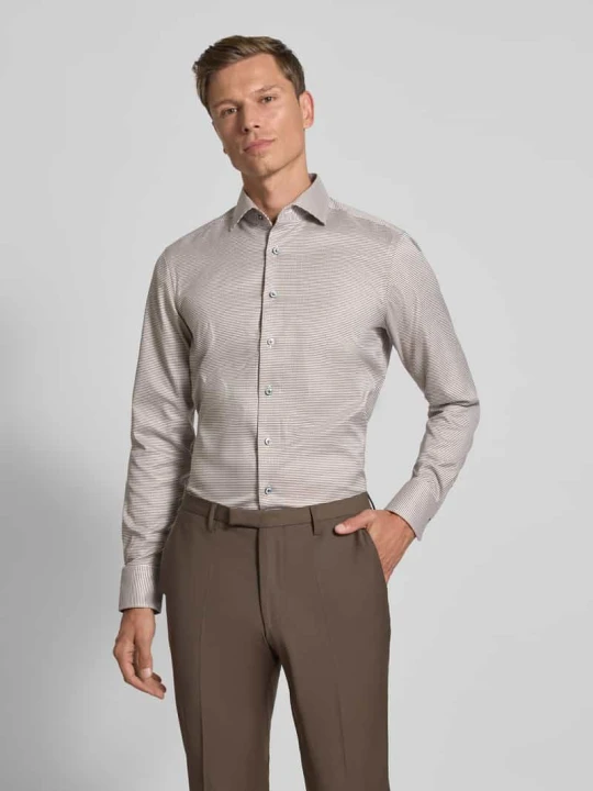Zdjęcie produktu Koszula biznesowa o kroju slim fit z kołnierzykiem typu kent model ‘Savio’ OLYMP SIGNATURE Beżowy