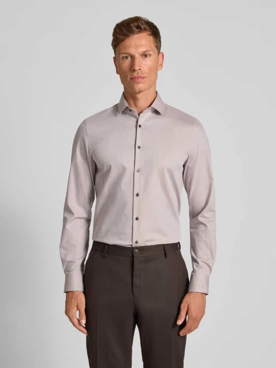 Zdjęcie produktu Koszula biznesowa o kroju slim fit z kołnierzykiem typu kent OLYMP Level 5 Piaskowy