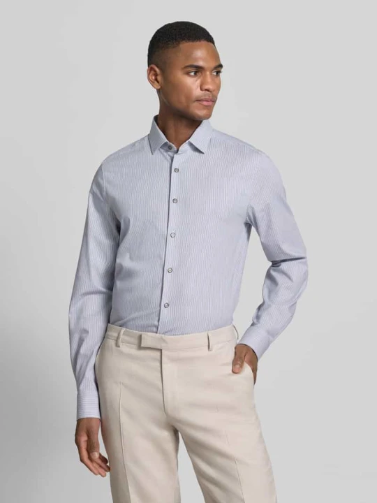Zdjęcie produktu Koszula o kroju slim fit biznes z kołnierzykiem typu kent OLYMP Level 5 Piaskowy