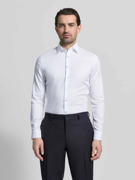 Zdjęcie produktu Koszula biznesowa o kroju slim fit z kołnierzykiem typu kent OLYMP No. Six Biały