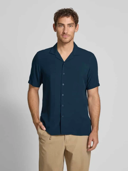Zdjęcie produktu Koszula biznesowa o kroju slim fit z listwą guzikową Jake*s Granatowy
