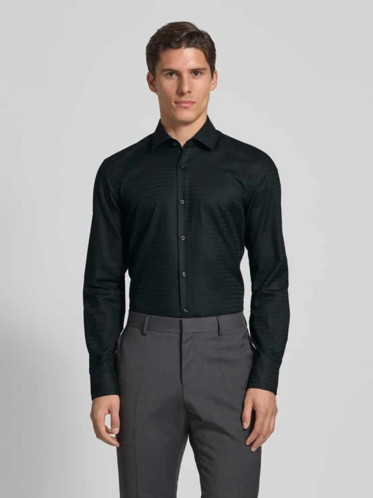 Zdjęcie produktu Koszula biznesowa o kroju slim fit z listwą guzikową model ‘Kenno’ Hugo Czarny