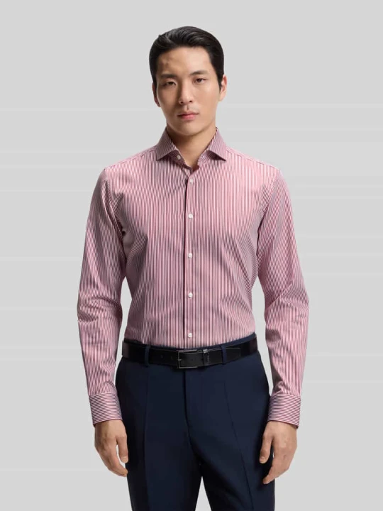 Zdjęcie produktu Koszula biznesowa o kroju slim fit z mieszanki bawełny model 'HANK-SP' Boss Czerwony