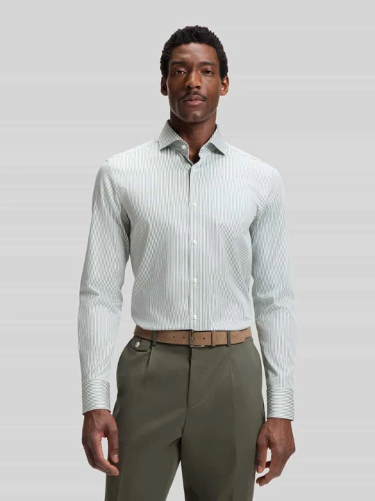 Zdjęcie produktu Koszula biznesowa o kroju slim fit z mieszanki bawełny model 'HANK-SP' Boss Zielony