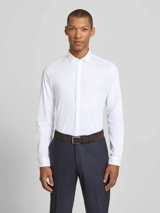 Zdjęcie produktu Koszula biznesowa o kroju slim fit z mieszanki bawełny model 'KETRAN' Hugo Biały