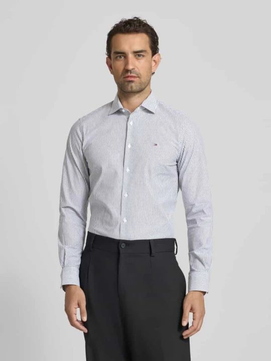 Zdjęcie produktu Koszula biznesowa o kroju tailored fit z mieszanki bawełny Tommy Hilfiger Granatowy