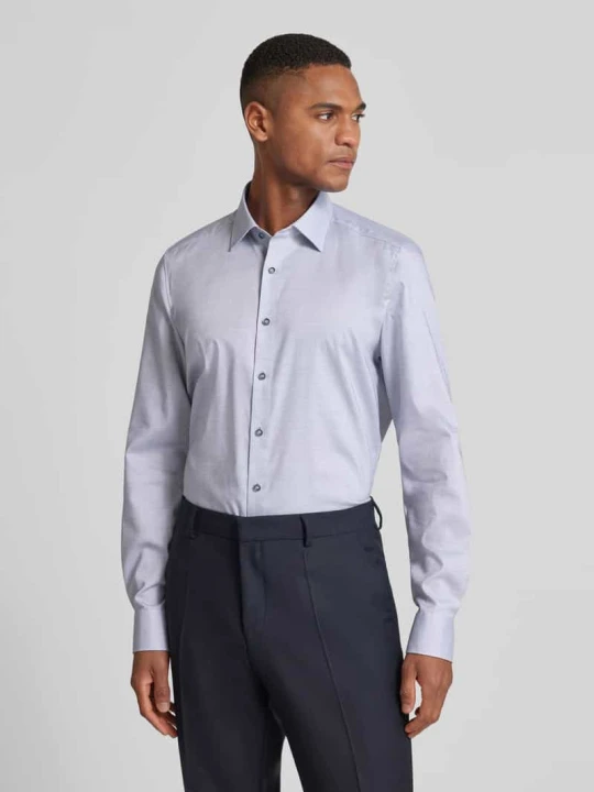 Zdjęcie produktu Koszula biznesowa o kroju slim fit z mieszanki bawełny z kołnierzykiem typu kent OLYMP Level 5 Granatowy